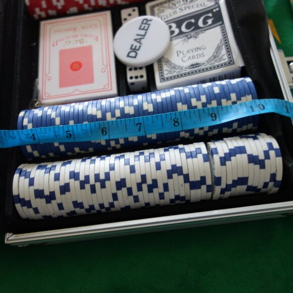 Kronenburg 1664 Metal Poker Briefcase 200 Chip Poker Set with Two Decks of Cards - Picture 6 of 11